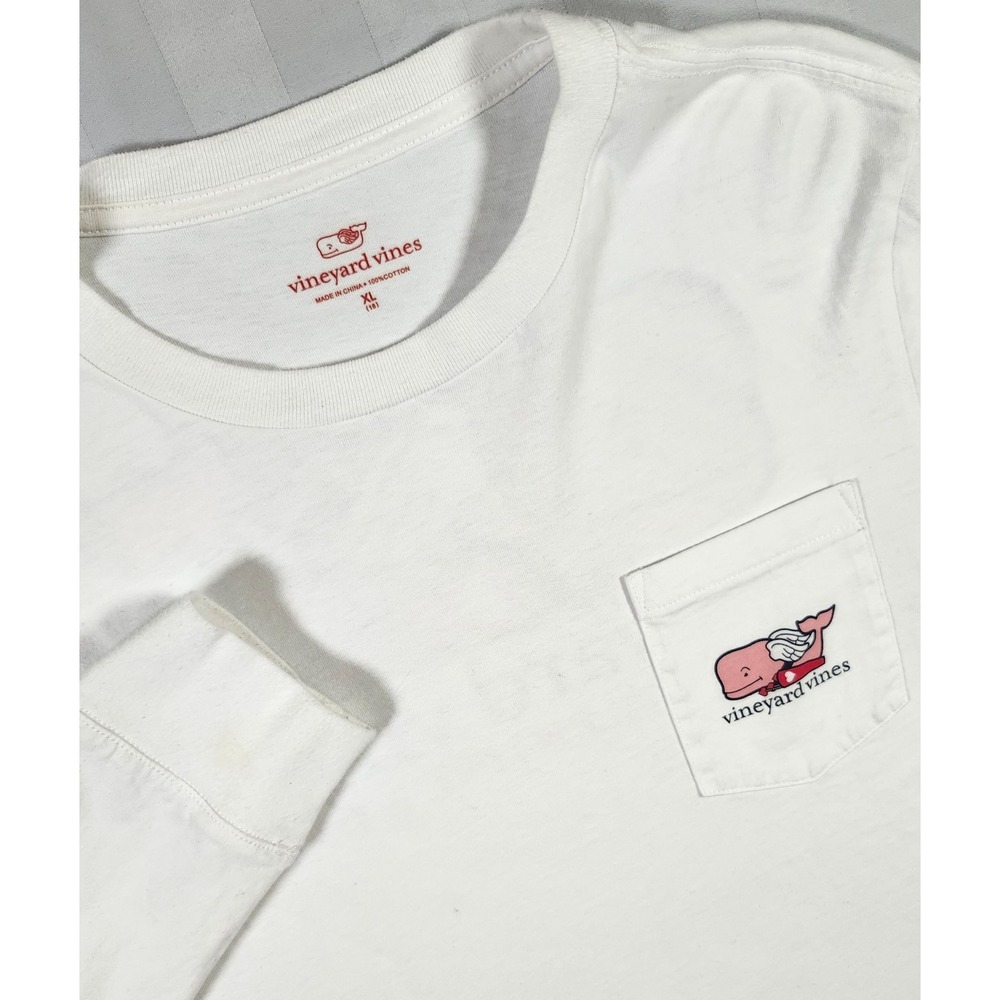 Vineyard Vines Kids Size XL18 White Valentine's Day Whale Long Sleeve Shirt 0006